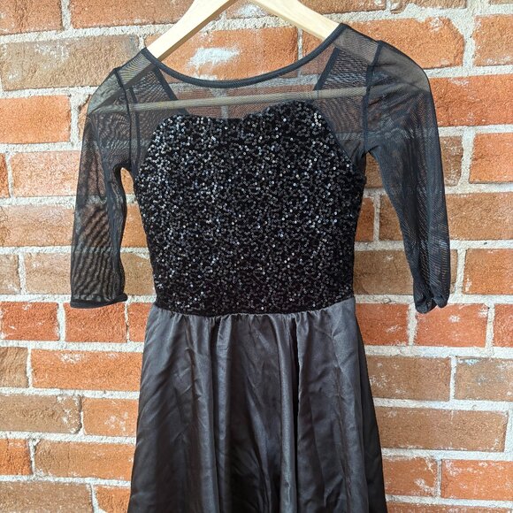 Weissman Black Satin Sequin + Mesh Girls Dance / Figure Skating Dress - Size M - Picture 1 of 3